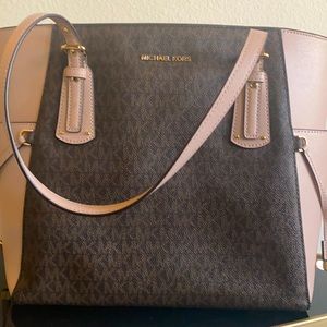 Michael Kors Tote